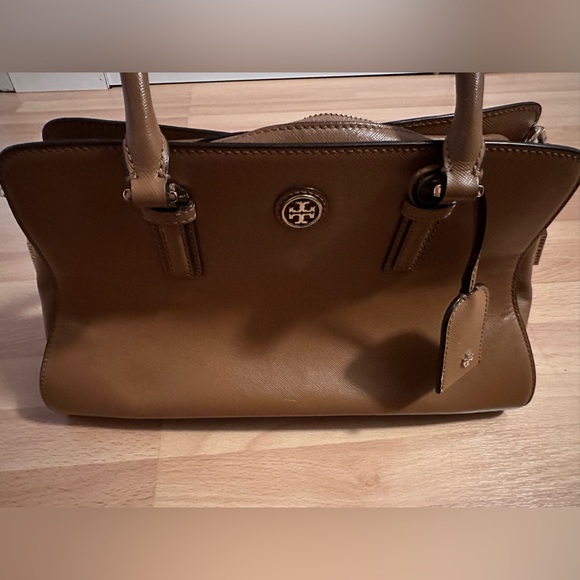 Tory Burch Robinson Curved Satchel - Picture 5 of 14